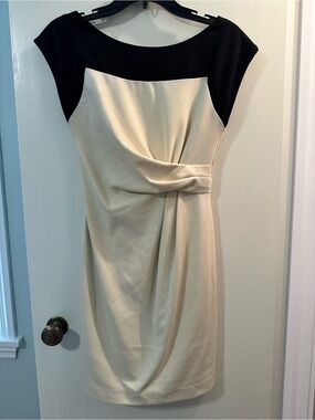 Jessica Simpson Black and Cream Twisted-Front Midi Dress